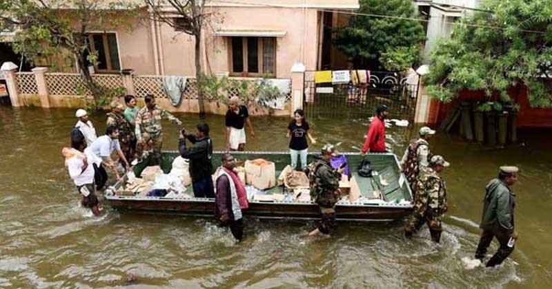 കനത്ത മഴയില്‍ വിറങ്ങലിച്ച് തമിഴ്‌നാട്; മരണം 10 ആയി ഉയര്‍ന്നു, 17000 പേര്‍ ദുരിതാശ്വാസ ക്യാമ്പില്‍