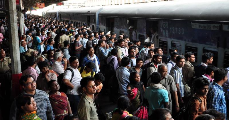 ക്രിസ്മസ്, പുതുവത്സര തിരക്ക്; കേരളത്തിലേക്ക് 51 സ്‌പെഷ്യല്‍ ട്രെയിനുകള്‍ അനുവദിച്ചു