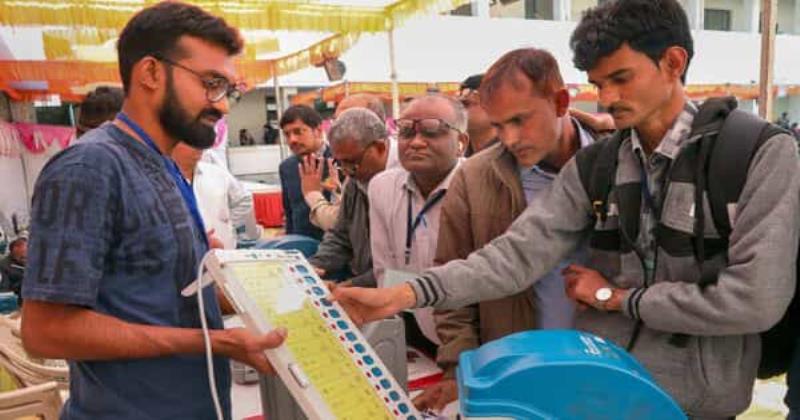 ഗുജറാത്തില്‍ ഇന്ന് ആദ്യഘട്ട പോളിംഗ്; 89 മണ്ഡലങ്ങള്‍ ബൂത്തിലേക്ക്