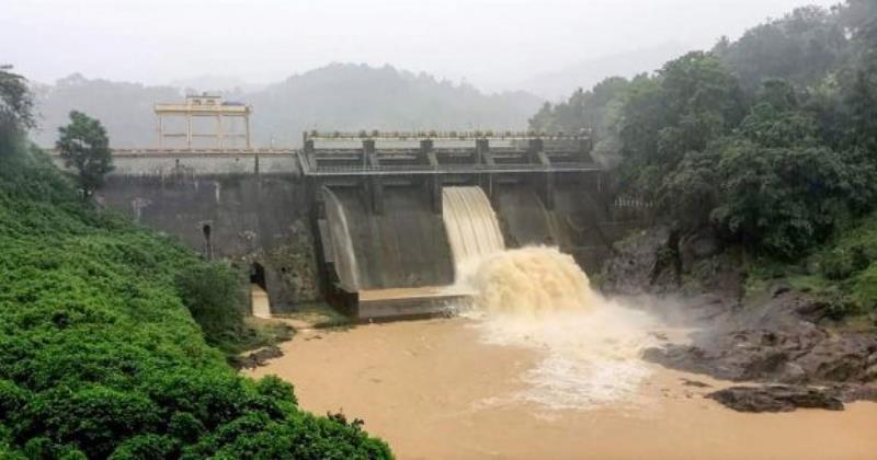 സംസ്ഥാനത്ത് മഴ ശക്തം: ഡാമുകൾ തുറന്നു; 12 ജില്ലകളിൽ ഓറഞ്ച് അലർട്ട്