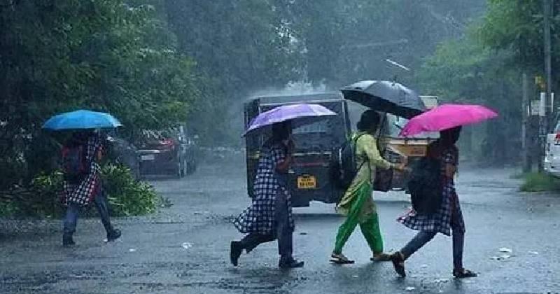 സംസ്ഥാനത്ത് കനത്ത മഴ തുടരുന്നു; കാസര്‍കോട്, തൃശൂര്‍ ജില്ലകളിലെ വിദ്യാഭ്യാസ സ്ഥാപനങ്ങള്‍ക്ക് ബുധനാഴ്ച അവധി