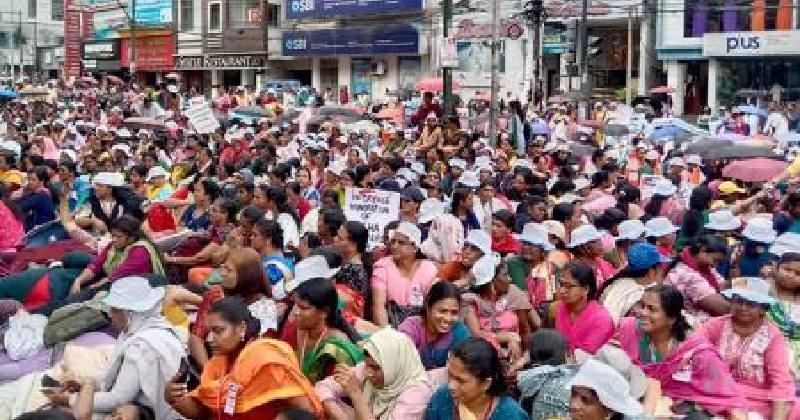 ആശയറ്റവര്‍..! നിരാഹാര സമരം രണ്ടാം ദിനത്തിലേക്ക്; കേന്ദ്രത്തിനെതിരെ ഇന്ന് സിഐടിയുവിന്റെ ദേശവ്യാപക പ്രതിഷേധം