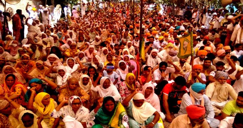 ഹരിയാനയിലെ കര്‍ഷക മഹാപഞ്ചായത്തില്‍  വനിതാ കര്‍ഷകരുടെ കുത്തൊഴുക്ക്; കണ്ണ് തള്ളി  ബിജെപി