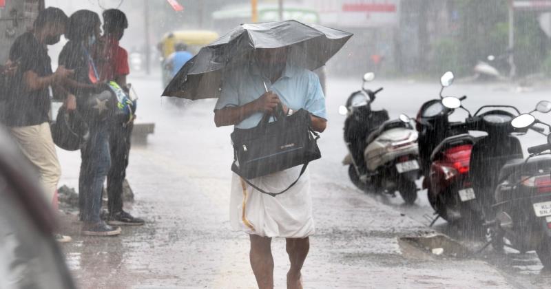 കേരളത്തില്‍ അടുത്ത അഞ്ചുദിവസം ശക്തമായ മഴയ്ക്ക് സാധ്യതയെന്ന് കാലാവസ്ഥ വകുപ്പ്; 11 ജില്ലകളില്‍ യെല്ലോ അലര്‍ട്ട്